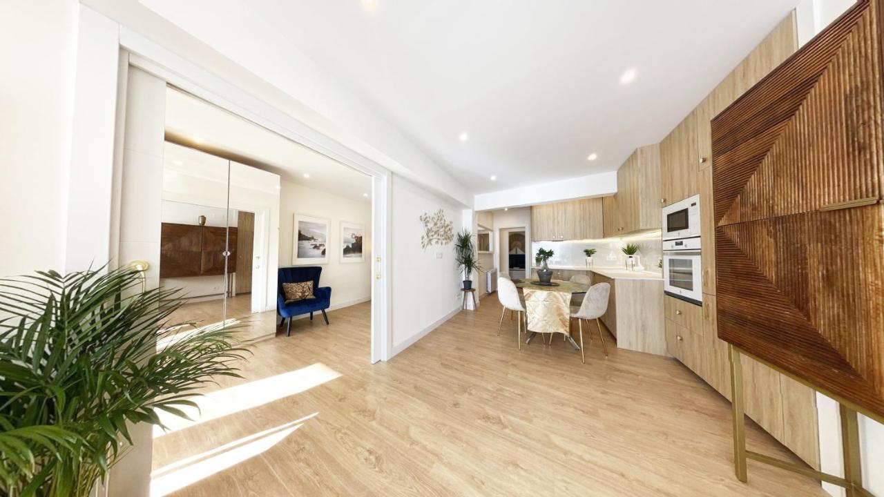 Miramar Luxurious Flat, 3 Double Rooms, Free Parking, Terrace, Completely New San Sebastián Eksteriør billede