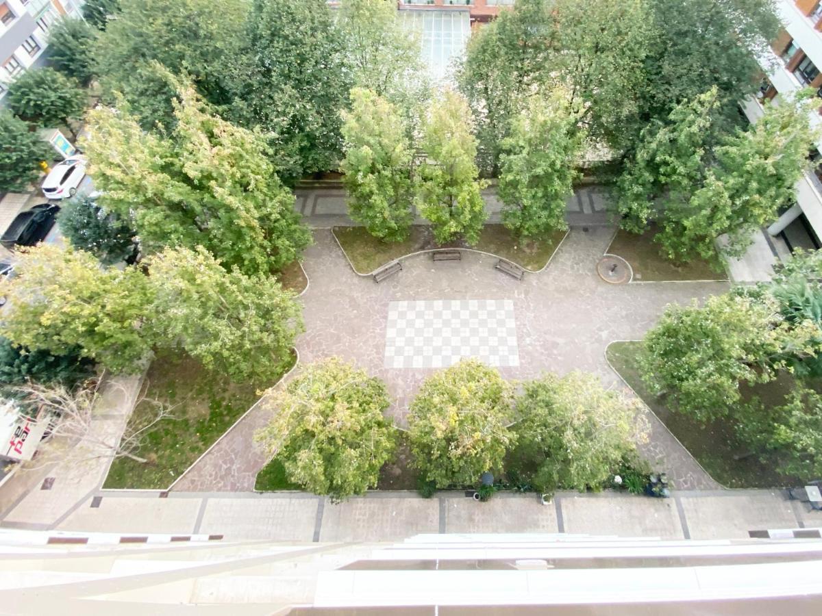 Miramar Luxurious Flat, 3 Double Rooms, Free Parking, Terrace, Completely New San Sebastián Eksteriør billede