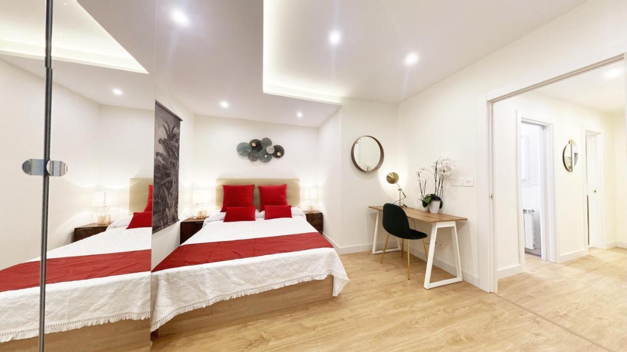 Miramar Luxurious Flat, 3 Double Rooms, Free Parking, Terrace, Completely New San Sebastián Eksteriør billede
