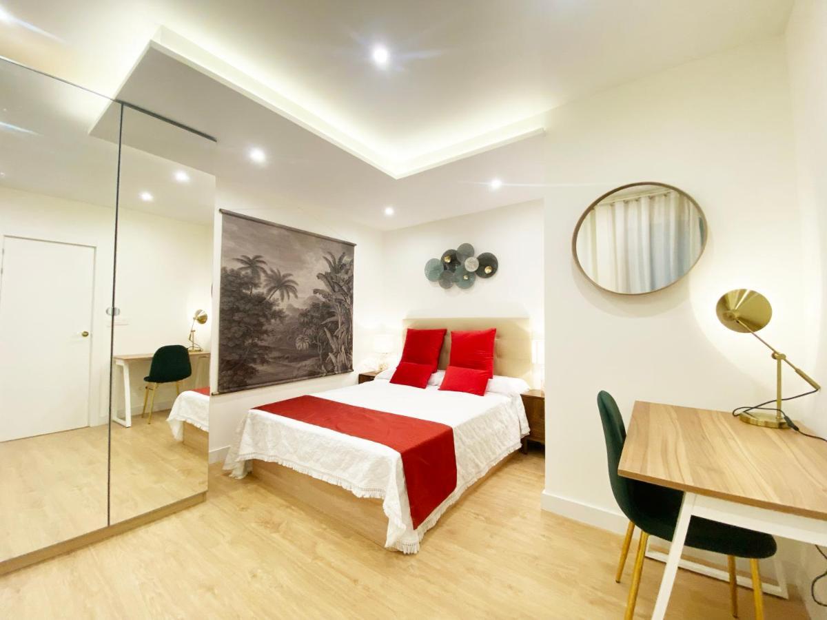 Miramar Luxurious Flat, 3 Double Rooms, Free Parking, Terrace, Completely New San Sebastián Eksteriør billede